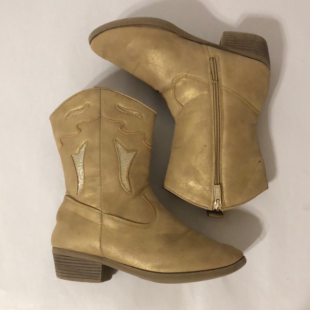 Vince Camuto Girl’s Golden Tan Ankle Zip-up Boots size 4